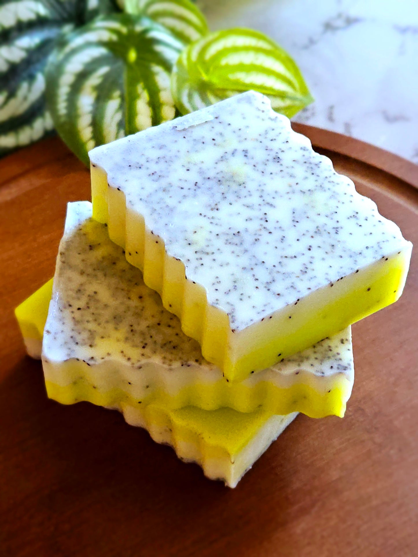 Handmade Natural Soap Bar - Lemon & Poppy