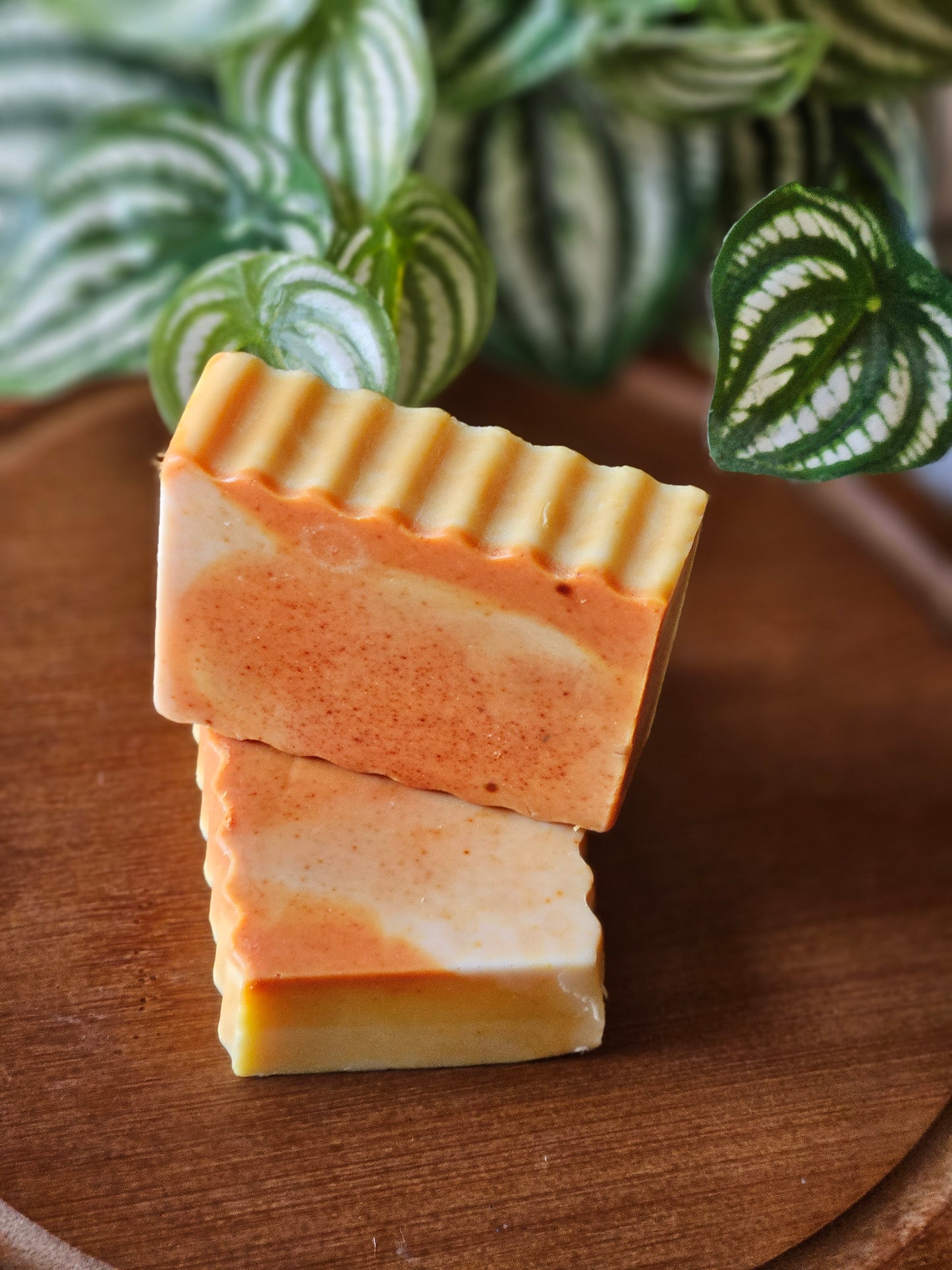 Handmade Natural Soap Bar - Turmeric & Sandalwood